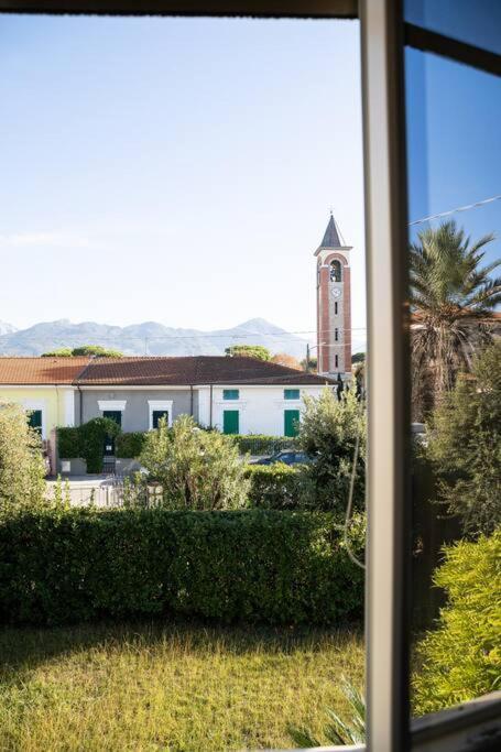 Apartamento Art Of Living 100 Meters From The Sea. Marina di Pietrasanta Exterior foto