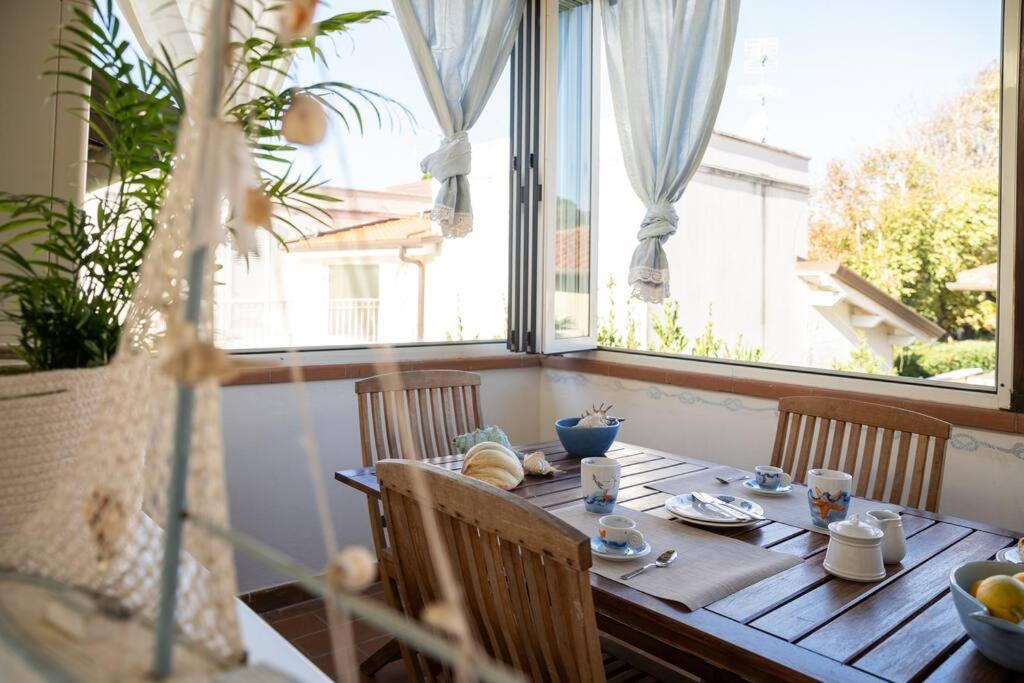 Apartamento Art Of Living 100 Meters From The Sea. Marina di Pietrasanta Exterior foto