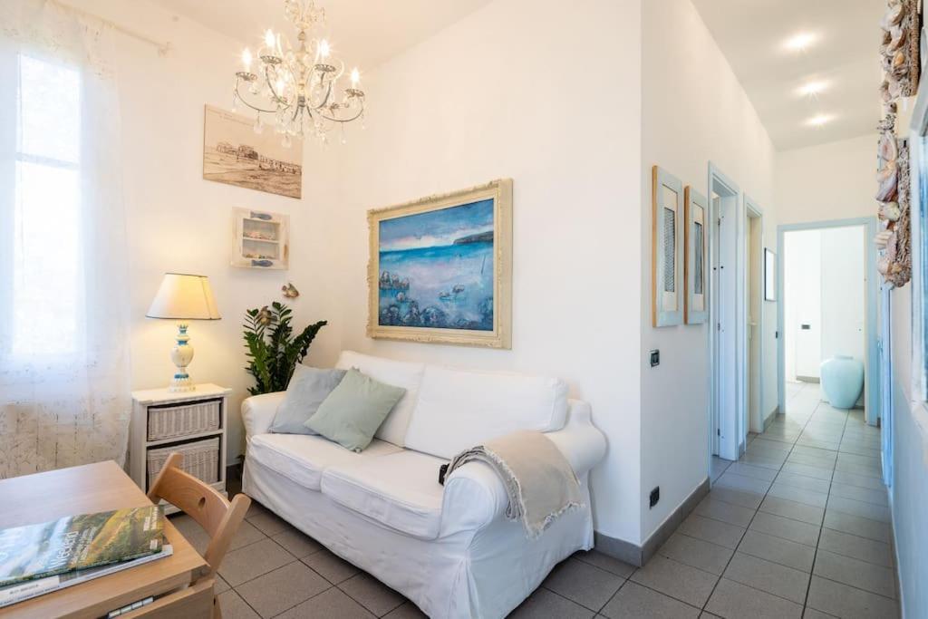 Apartamento Art Of Living 100 Meters From The Sea. Marina di Pietrasanta Exterior foto